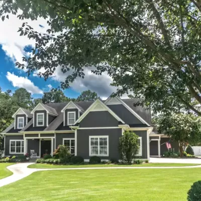 house-front-yard